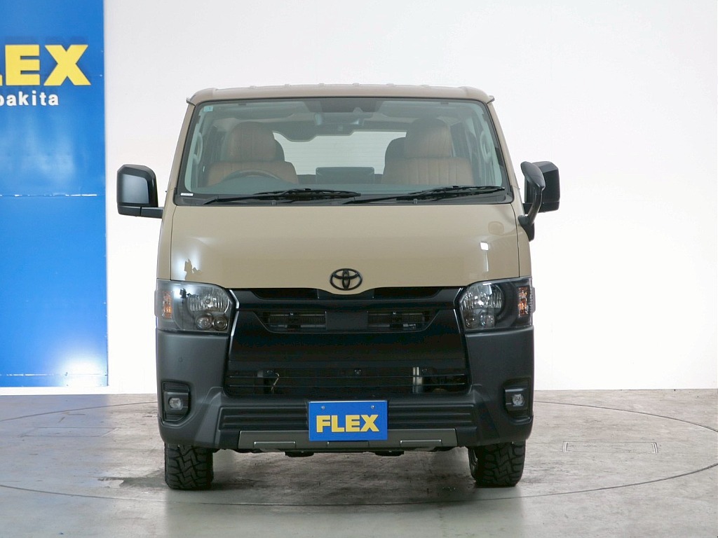トヨタ ハイエースバン(9枚目)