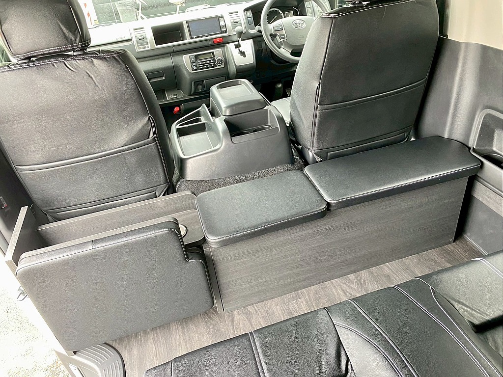 トヨタ ハイエース(18枚目)