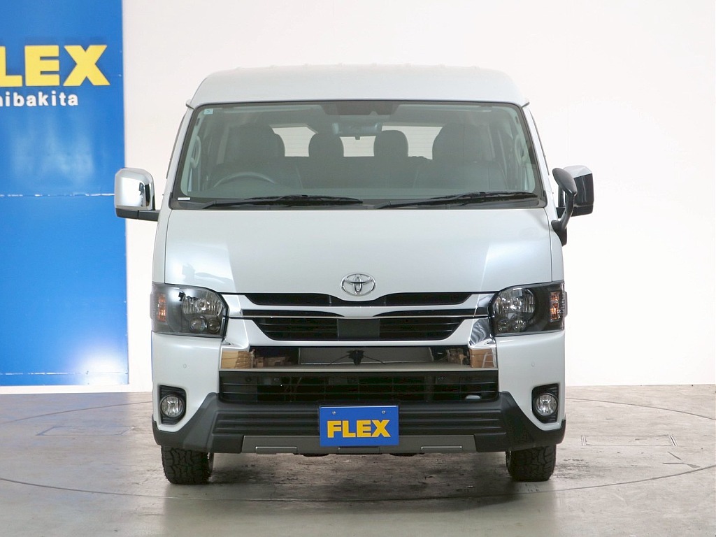 トヨタ ハイエース(9枚目)