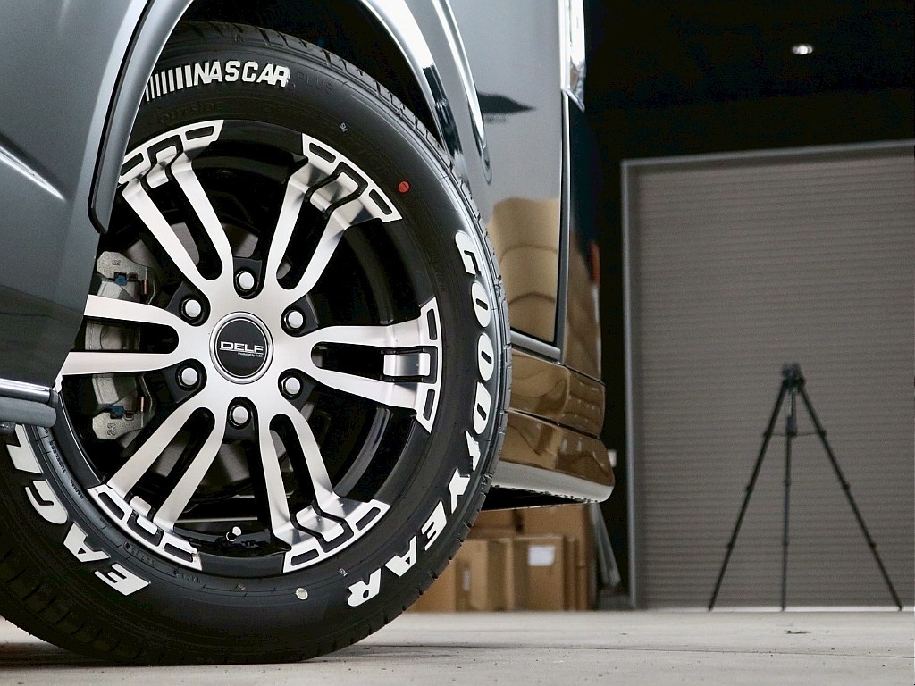新品 FLEXオリジナルDelf02AW+新品グッドイヤーナスカータイヤ