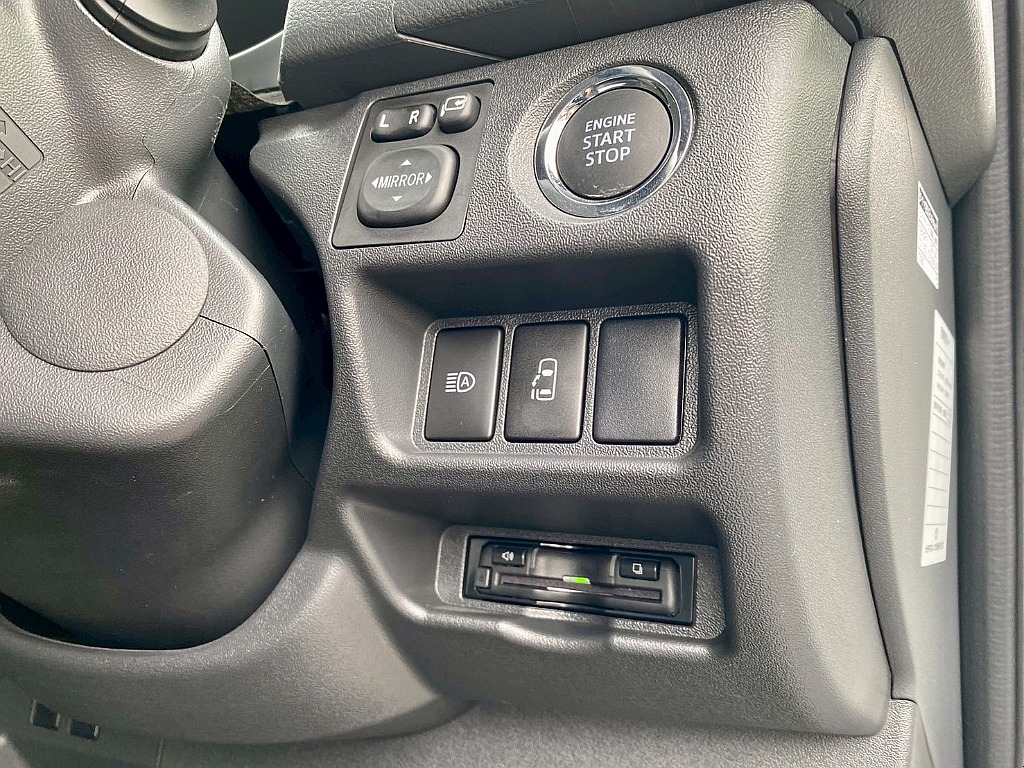 トヨタ ハイエース(11枚目)