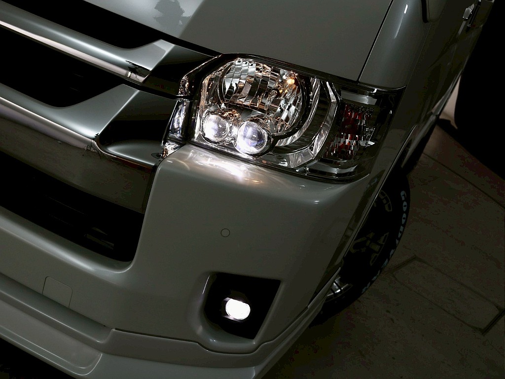 トヨタ ハイエース(27枚目)