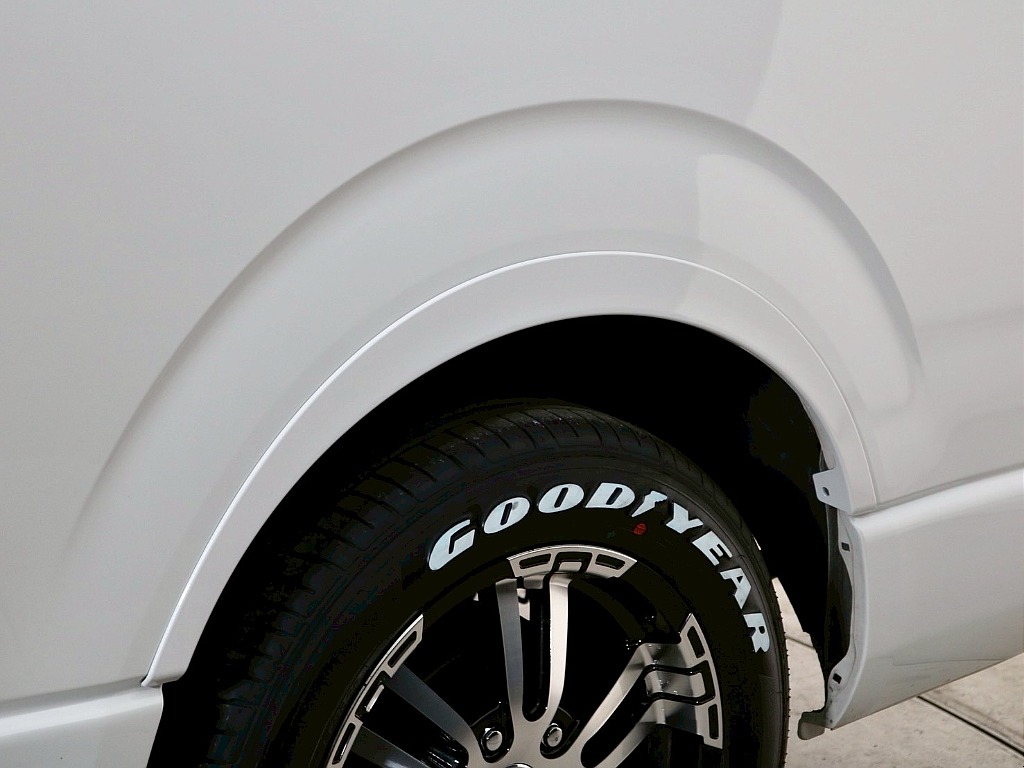 トヨタ ハイエース(32枚目)