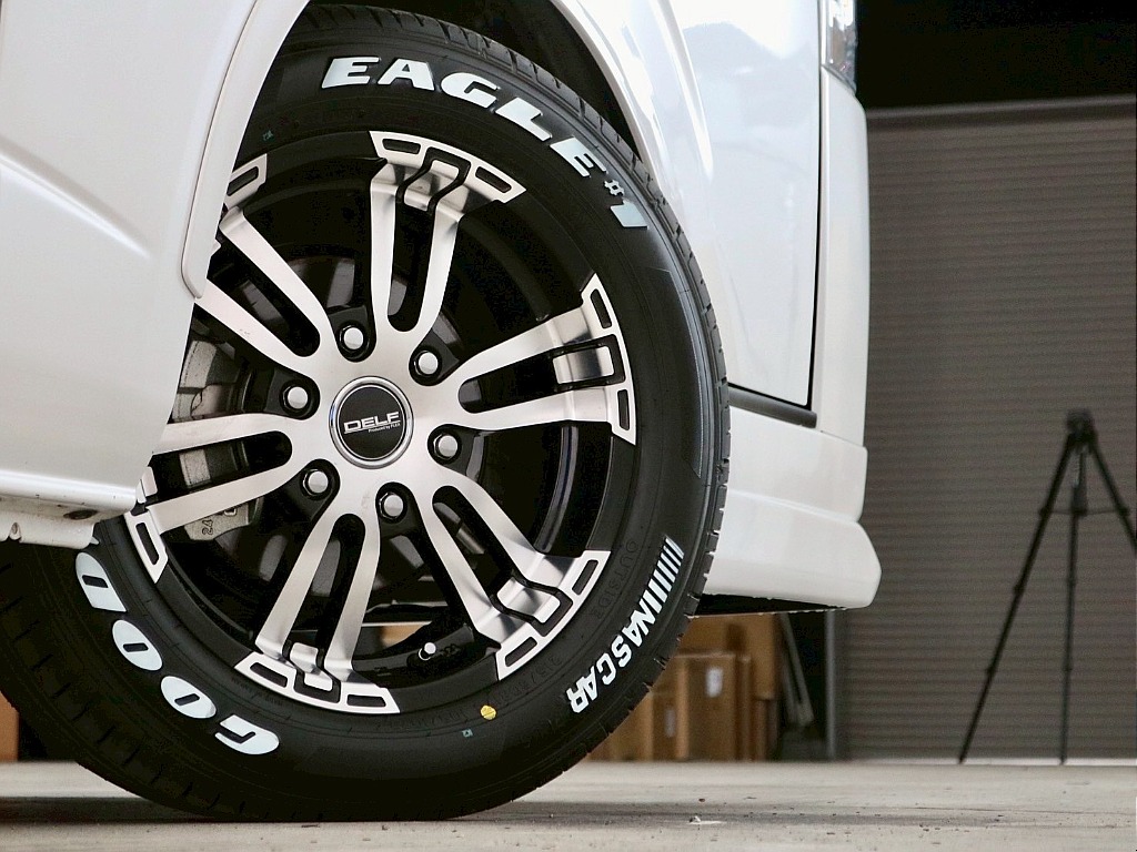 トヨタ ハイエースバン(27枚目)