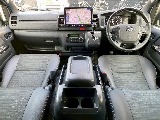トヨタ ハイエースバン(3枚目)