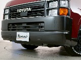 フロントバンパーはダークグレーマイカに塗装済み♪
