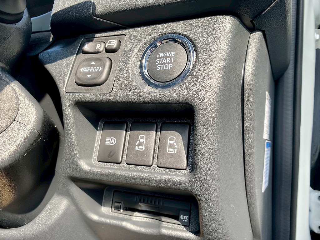 トヨタ ハイエースバン(12枚目)