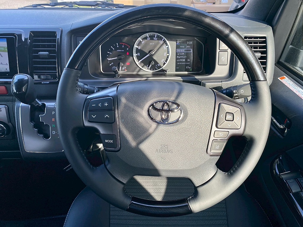 トヨタ ハイエースバン(16枚目)