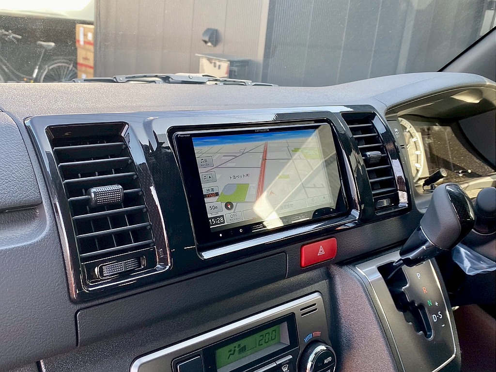 トヨタ ハイエースバン(17枚目)