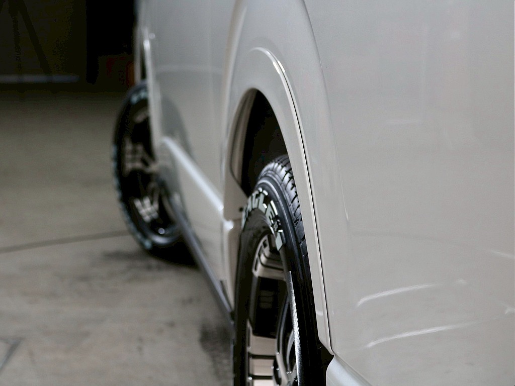 トヨタ ハイエースバン(32枚目)