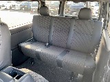 トヨタ ハイエースバン(4枚目)