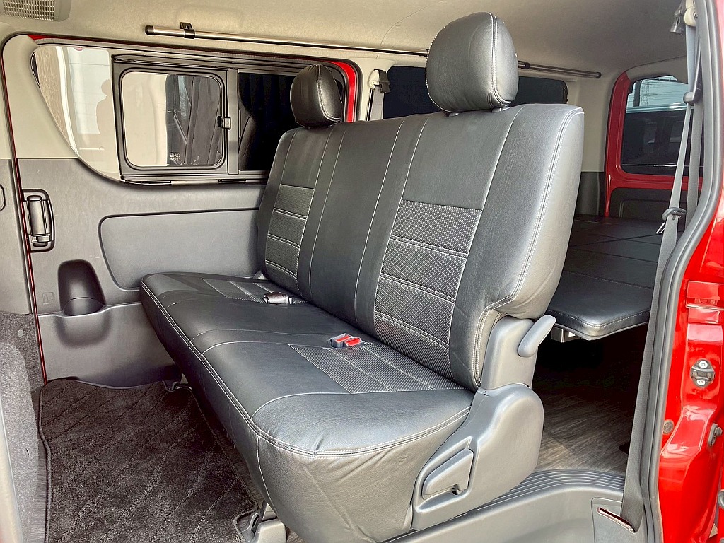 トヨタ ハイエースバン(19枚目)