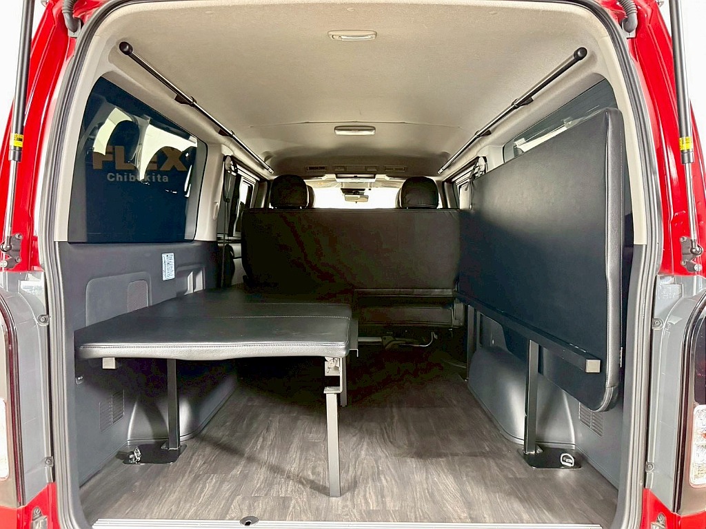 トヨタ ハイエースバン(24枚目)