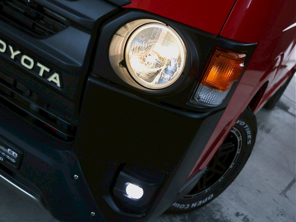 トヨタ ハイエースバン(27枚目)