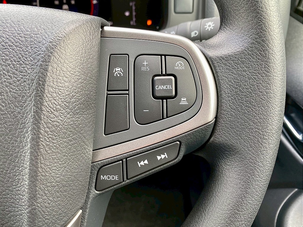 トヨタ ハイエース(14枚目)