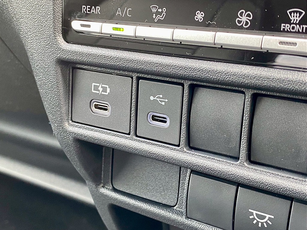 トヨタ ハイエース(17枚目)