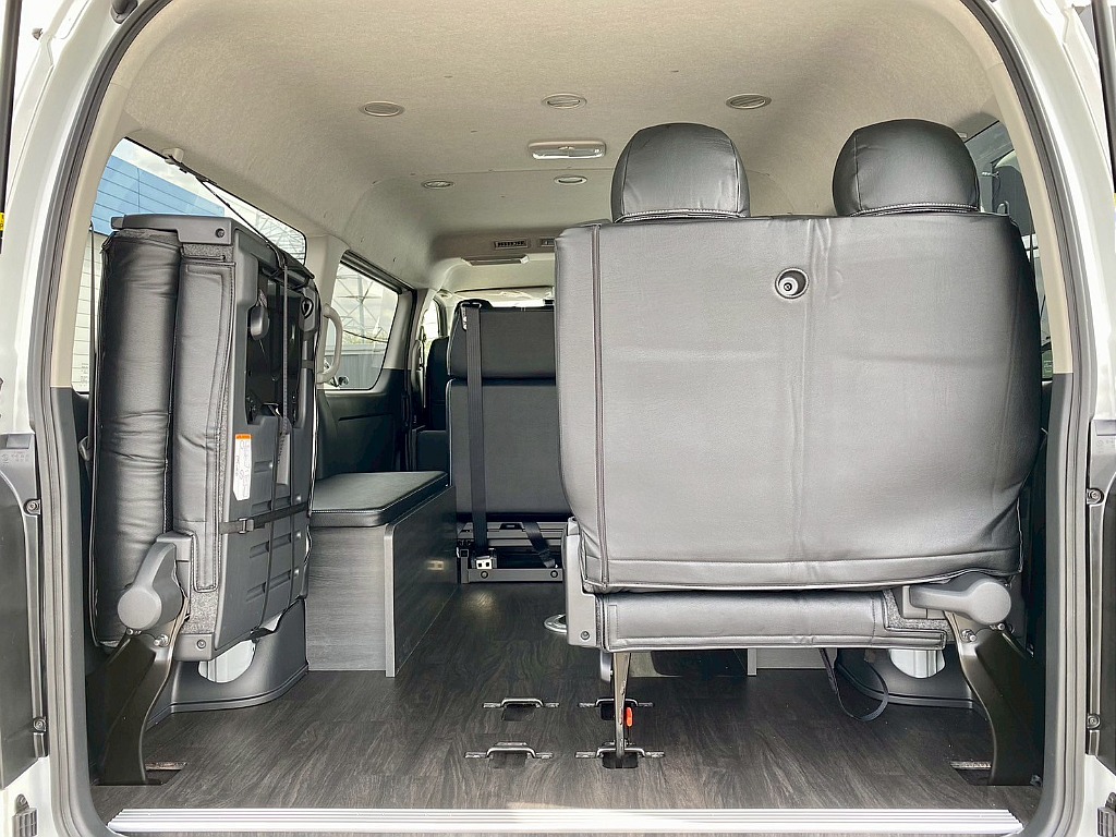 トヨタ ハイエース(39枚目)