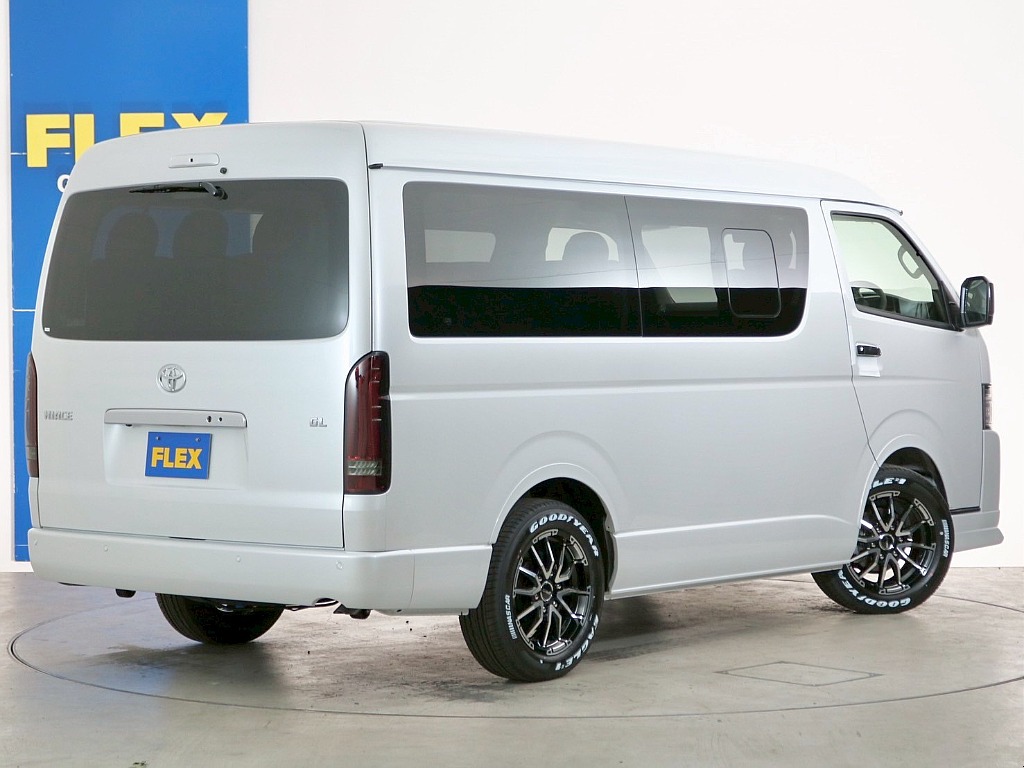 トヨタ ハイエース(5枚目)