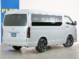 トヨタ ハイエース(5枚目)