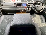 トヨタ ハイエースバン(3枚目)