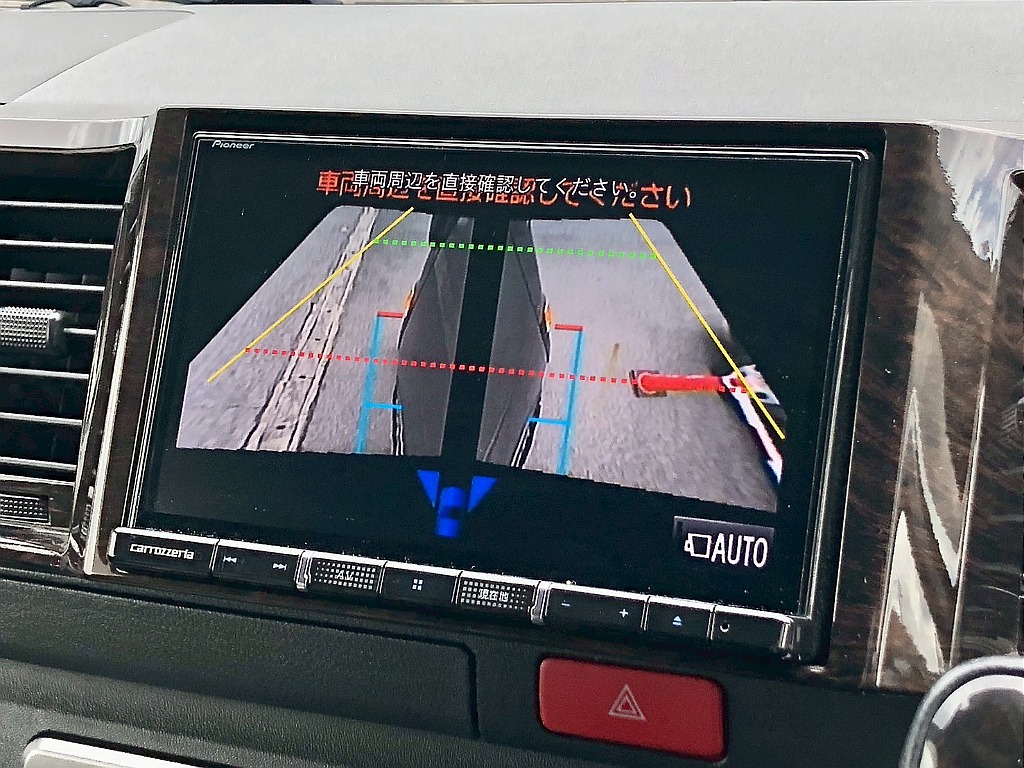 メーカーオプション　パノラミックビューモニター♪