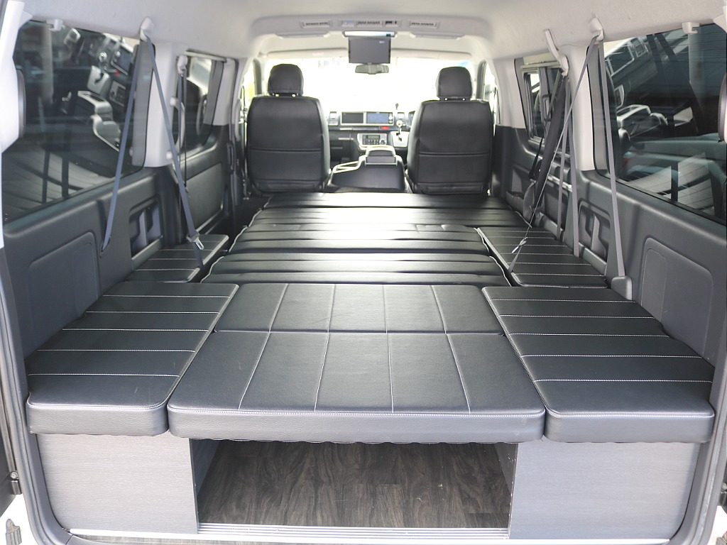 実際にご来店が難しい、遠方にお住まいのお客様もご安心ください！お電話やメールにてお車のご説明、ご覧になりたい箇所の追加画像、お見積書の郵送、と当店スタッフが丁寧に対応させていただきます♪