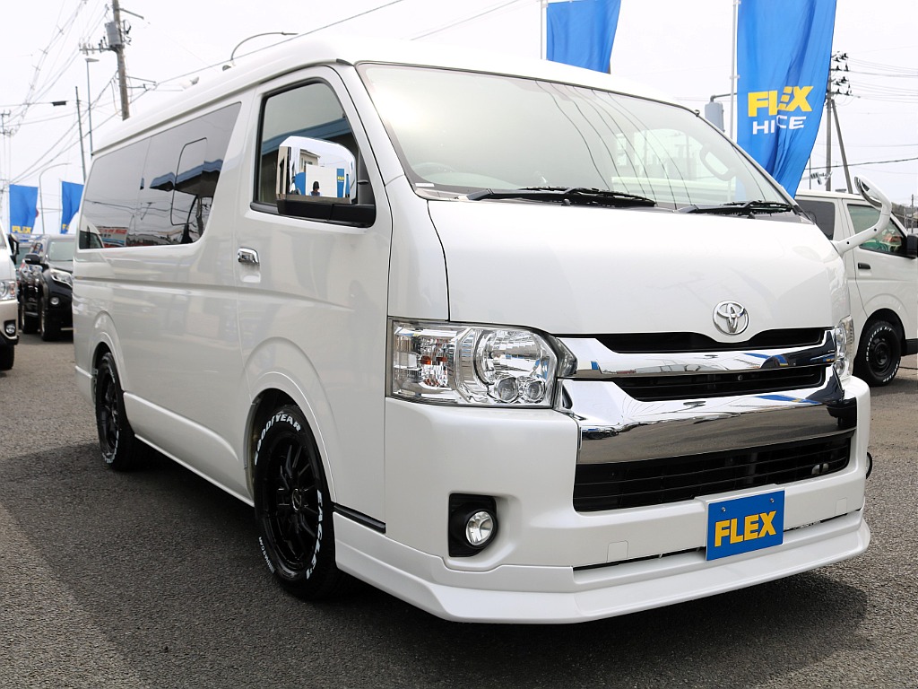 ＦＬＥＸグループは「すべての人に愛車を」をコンセプトに車種別に全国展開中！愛車と一緒に、ライフスタイルを充実させてもらいたいという思いで、ランクル仙台泉店では皆様のご要望になんでもお応えします♪