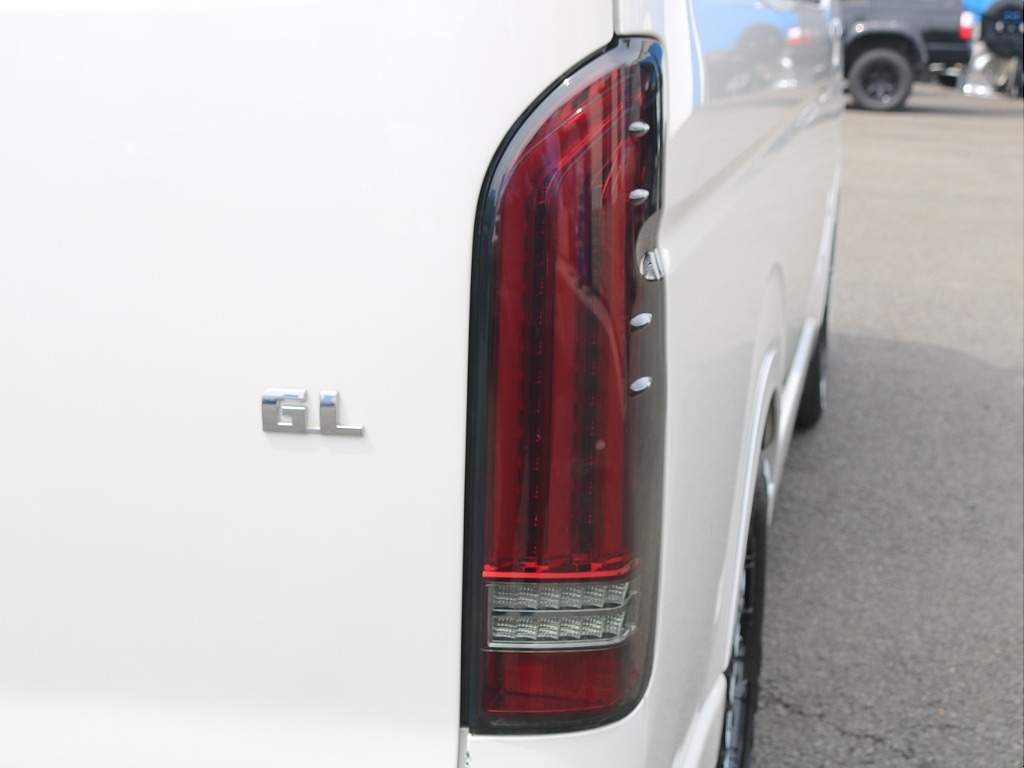 ＦＬＥＸグループは「すべての人に愛車を」をコンセプトに車種別に全国展開中！愛車と一緒に、ライフスタイルを充実させてもらいたいという思いで、ランクル仙台泉店では皆様のご要望になんでもお応えします♪