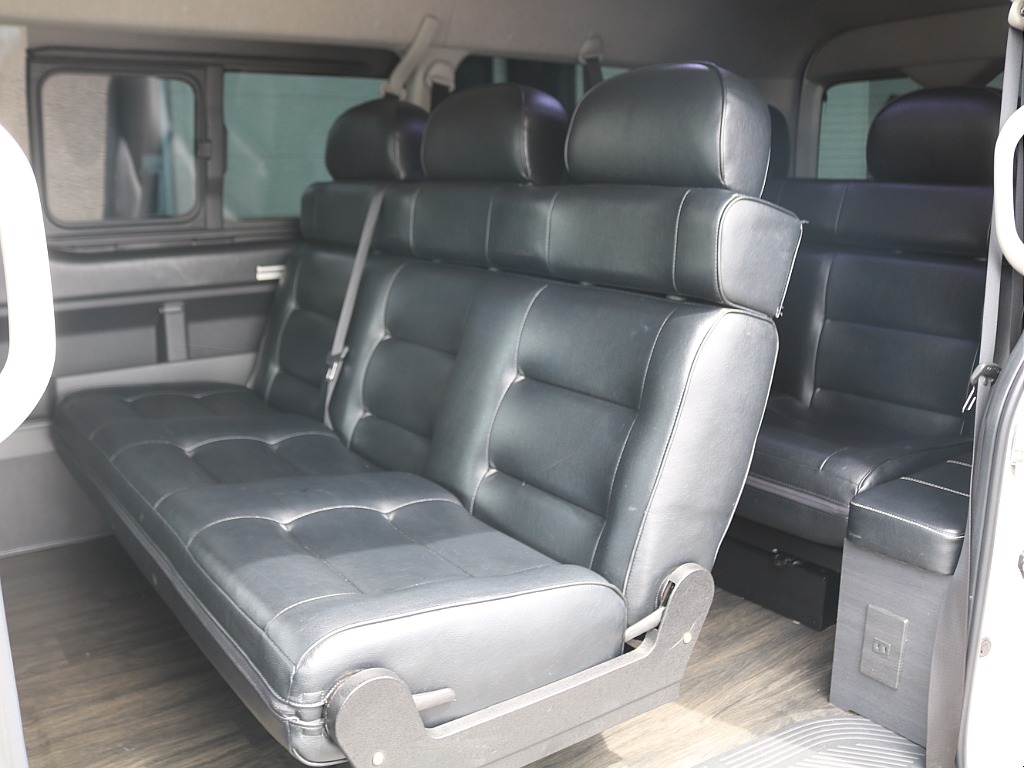 ＦＬＥＸグループは「すべての人に愛車を」をコンセプトに車種別に全国展開中！愛車と一緒に、ライフスタイルを充実させてもらいたいという思いで、ランクル仙台泉店では皆様のご要望になんでもお応えします♪