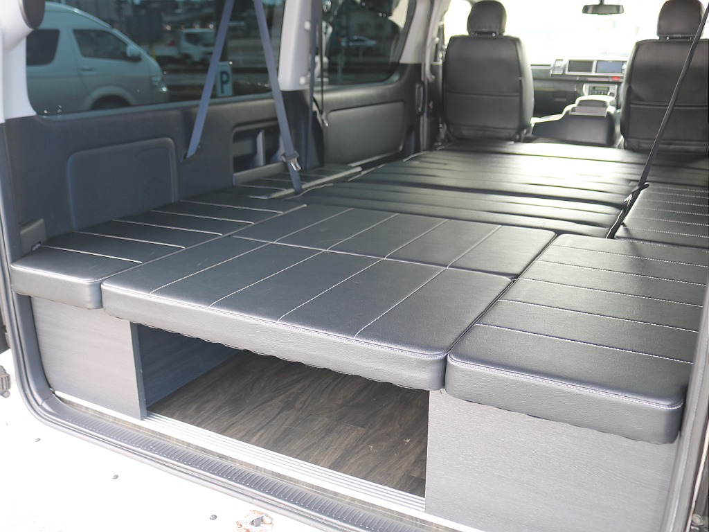 ＦＬＥＸグループは「すべての人に愛車を」をコンセプトに車種別に全国展開中！愛車と一緒に、ライフスタイルを充実させてもらいたいという思いで、ランクル仙台泉店では皆様のご要望になんでもお応えします♪