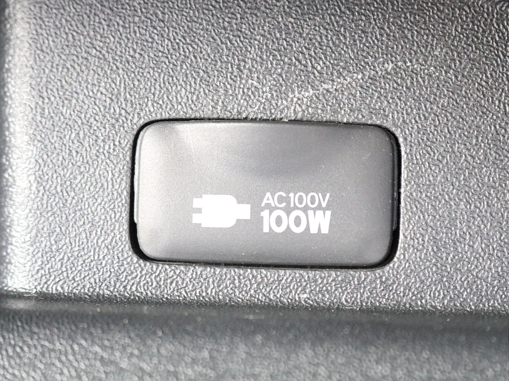 ＦＬＥＸグループは「すべての人に愛車を」をコンセプトに車種別に全国展開中！愛車と一緒に、ライフスタイルを充実させてもらいたいという思いで、ランクル仙台泉店では皆様のご要望になんでもお応えします♪