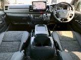 トヨタ ハイエースバン(3枚目)