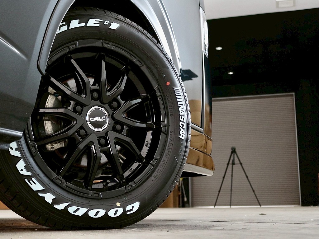 トヨタ ハイエースバン(37枚目)