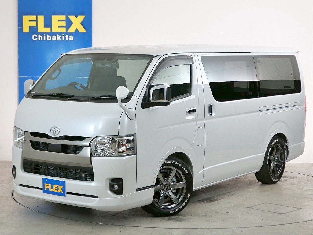 トヨタ ハイエースバン(32枚目)