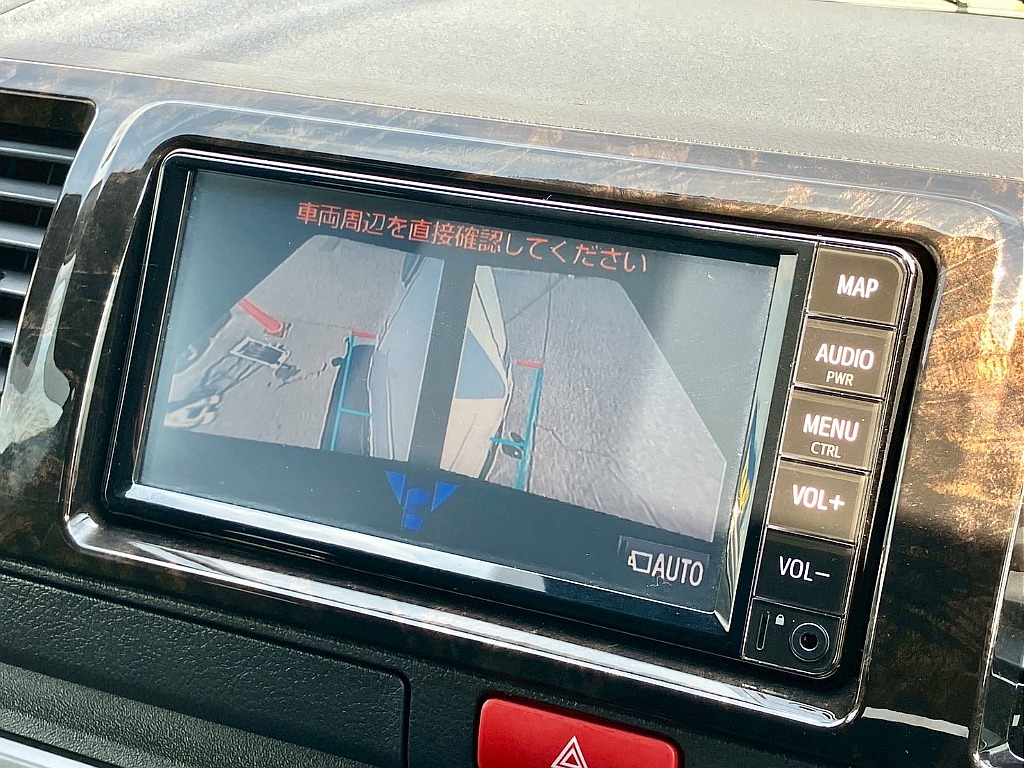 パノラミックビューモニター　サイドカメラ！