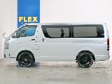 ノーマル車高のお車となります。ローダウン等追加のカスタムもお任せください♪