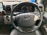 ダークプライムⅡ専用装備　本革巻き＋黒木目マホガニー調ステアリング！