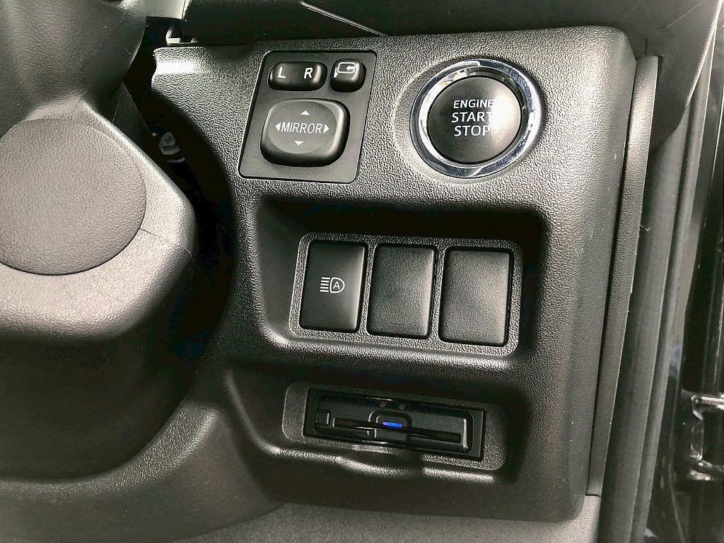 プッシュスタートシステム標準装備！