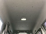 天井やトリム（車内の壁）等がブラックカラーとなっており、高級感のある内装となっております♪