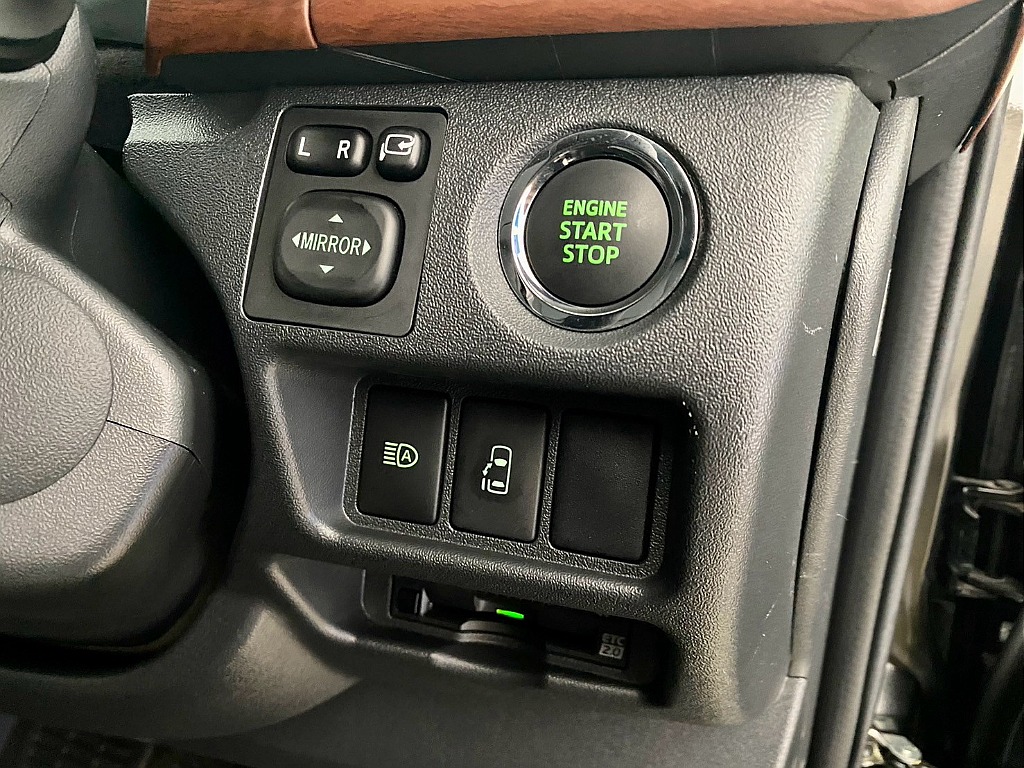 メーカーオプション　パワースライドドア！