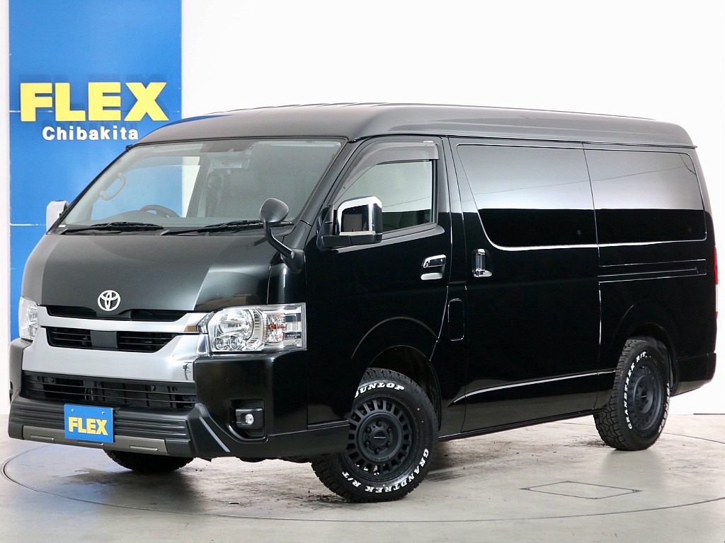 【厳選仕入】Ｒ６年式/２万km/ガソリン４ＷＤ/１６インチＡＷ/ナビ/後席モニター/ＥＴＣ２．０/シートカバー