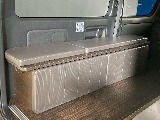 取り外したベッドマットはベッド家具側面に収納が可能です♪