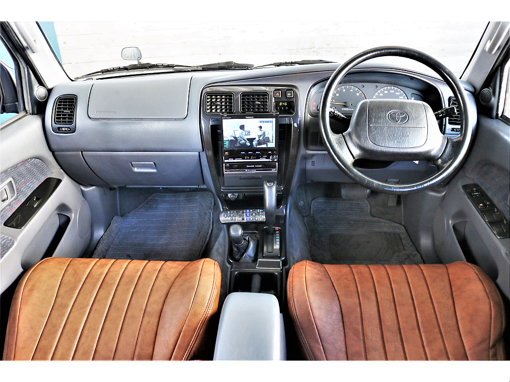 トヨタ ハイラックスサーフ 2.7 SSR-X 4WD(2702404088) | 車探しなら中古車・新車の専門店FLEX＜フレックス＞へ