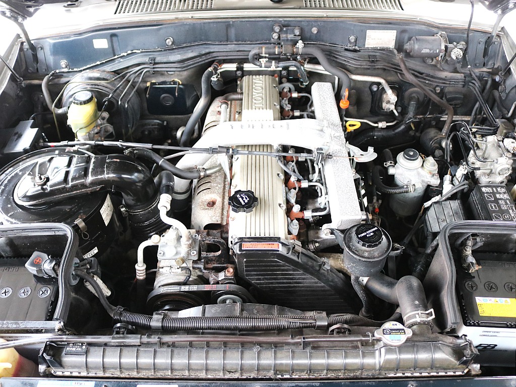 4200ccのディーゼルターボエンジン！世界の「トヨタ」の技術力ここに極まれり！