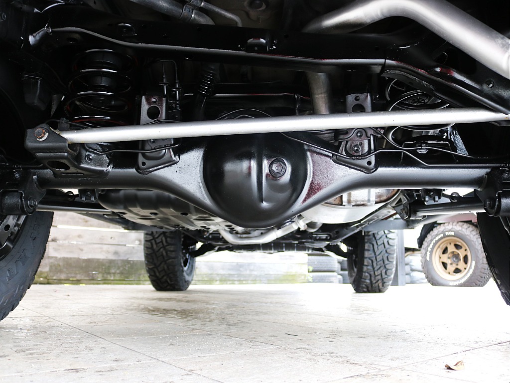 トヨタ FJクルーザー 4.0レッドカラーパッケージ 4WD リフトアップカスタム 福岡県の詳細画像 その15