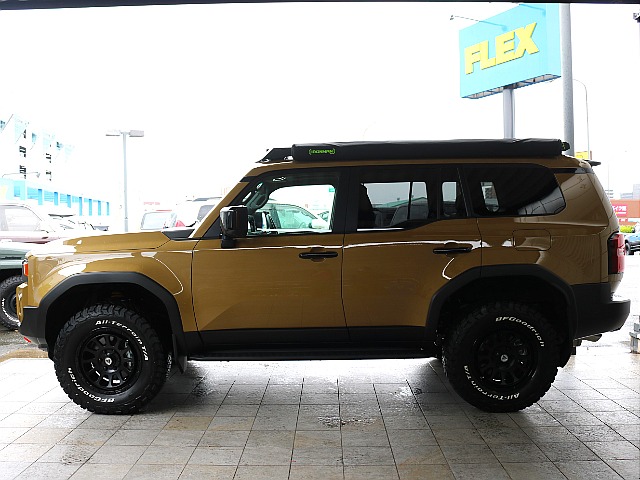 車種専用設計のルーフラックで、横からのスタイルも非常にスッキリとした印象です！