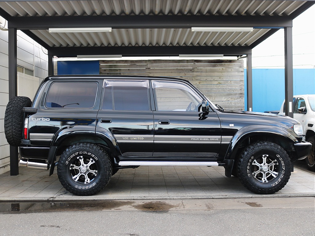 トヨタ ランドクルーザー80 バン4.2DT VXリミテッド 4WD 中期型 福岡県の詳細画像 その5