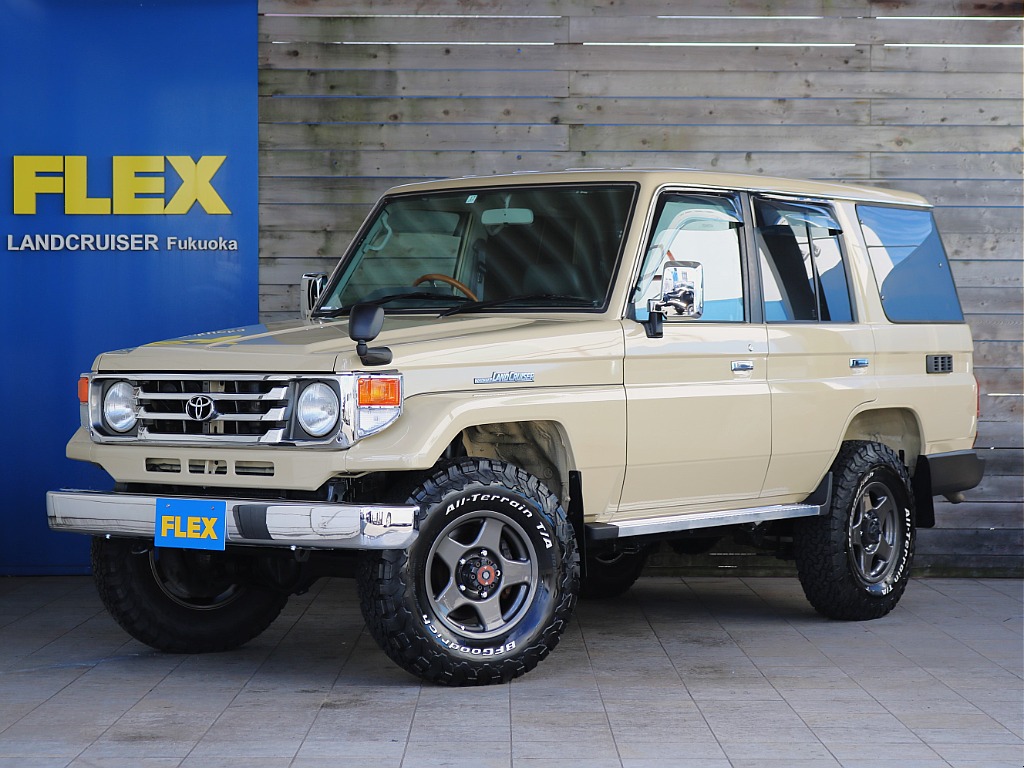 トヨタ ランドクルーザー70 70 5ドア4.2ディーゼル LX 4WD 後期型 福岡県