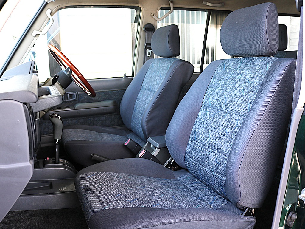 2000 Toyota Land Cruiser 70 