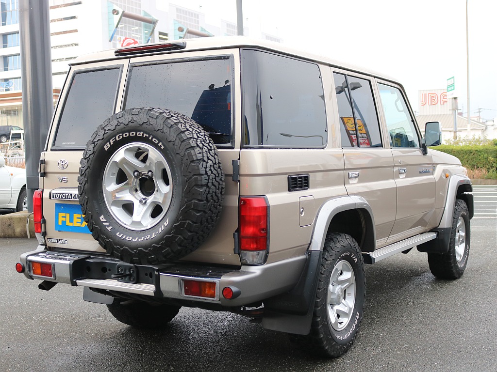 トヨタ ランドクルーザー70 70 5ドア4.0 4WD BFグッドリッチKO2 フォグランプ 福岡県の詳細画像 その4